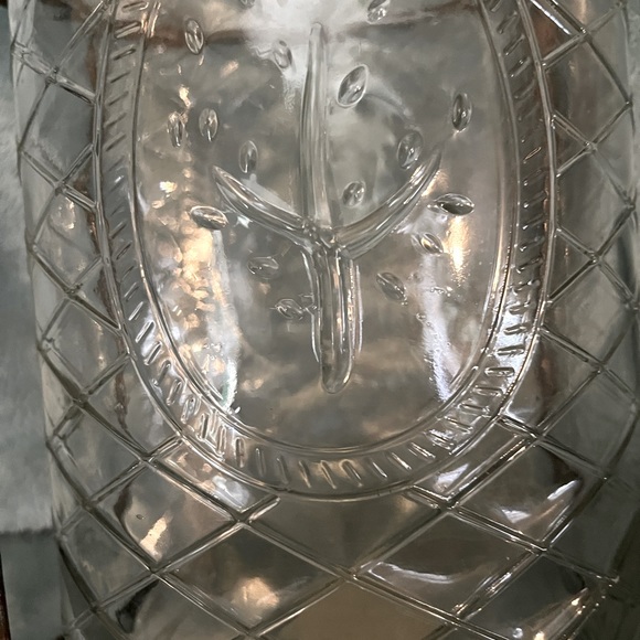 Glass vase with the metal top with holes for fresh flowers, handles are wood - Picture 3 of 3